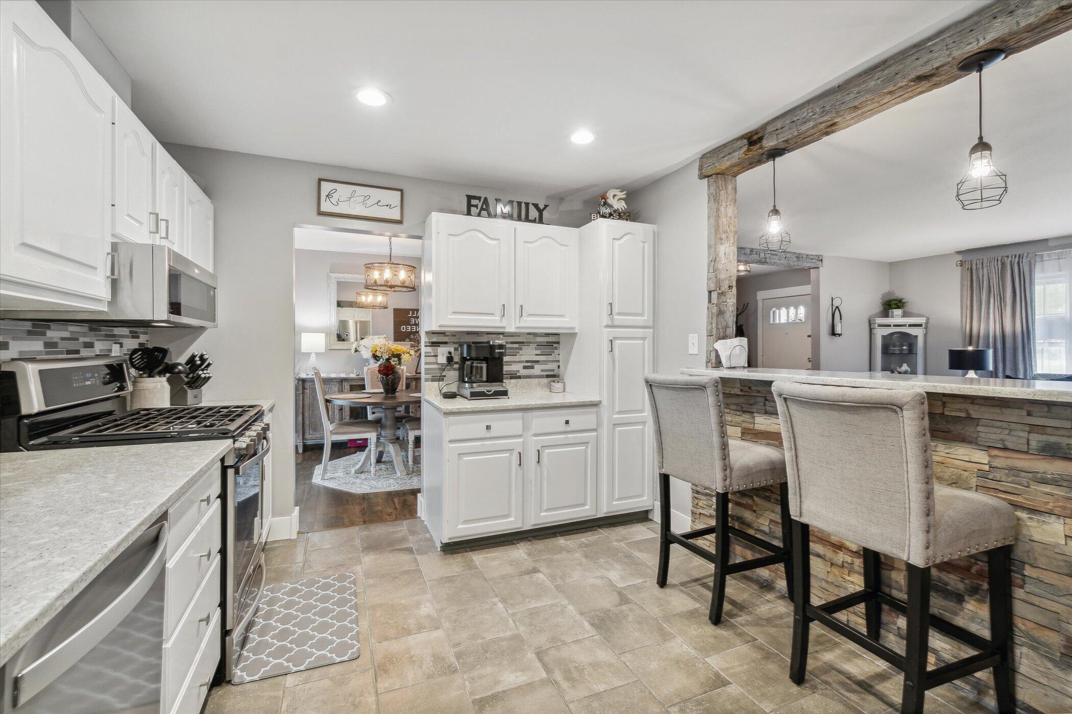 4745 Horton Road Jackson, MI 49201 - Photo 23 of 70 23-4745-Horton-Rd-Jackson-MI-49201-Windo