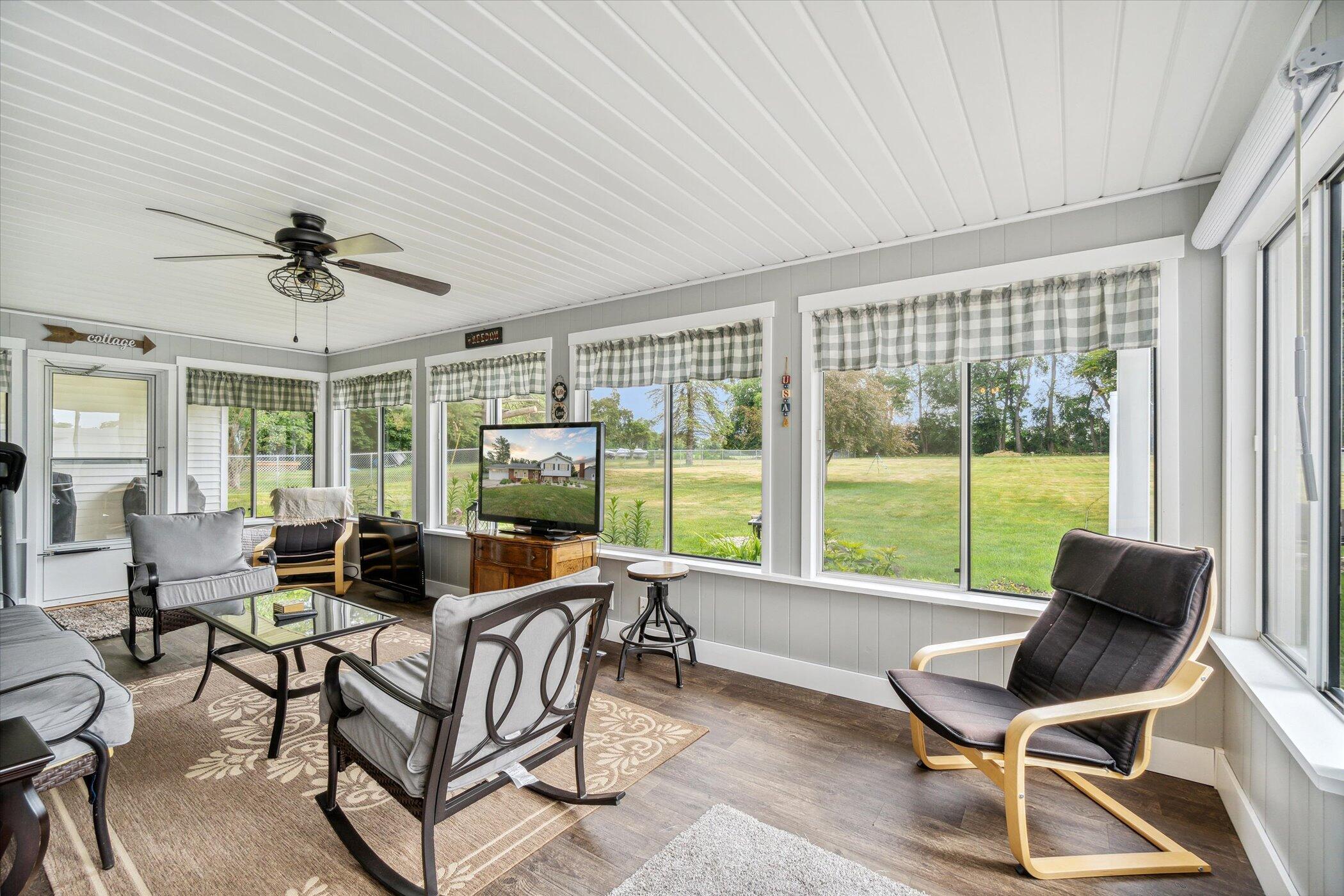 4745 Horton Road Jackson, MI 49201 - Photo 27 of 70 27-4745-Horton-Rd-Jackson-MI-49201-Windo