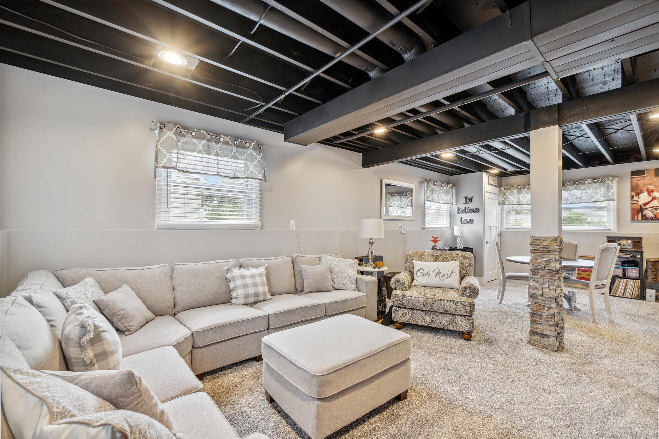 4745 Horton Road Jackson, MI 49201 - Photo 38 of 70 38-4745-Horton-Rd-Jackson-MI-49201-Windo