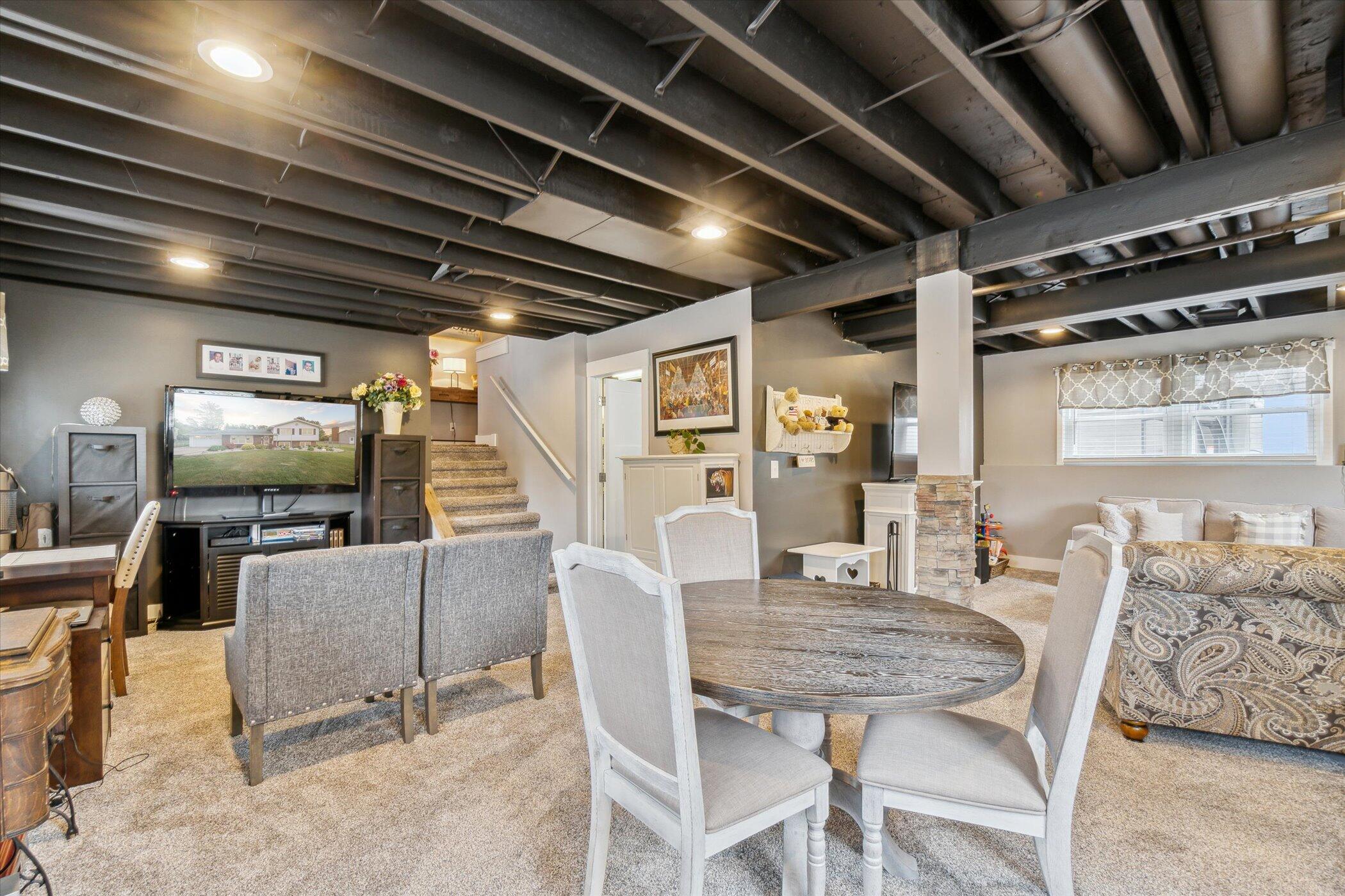 4745 Horton Road Jackson, MI 49201 - Photo 42 of 70 42-4745-Horton-Rd-Jackson-MI-49201-Windo