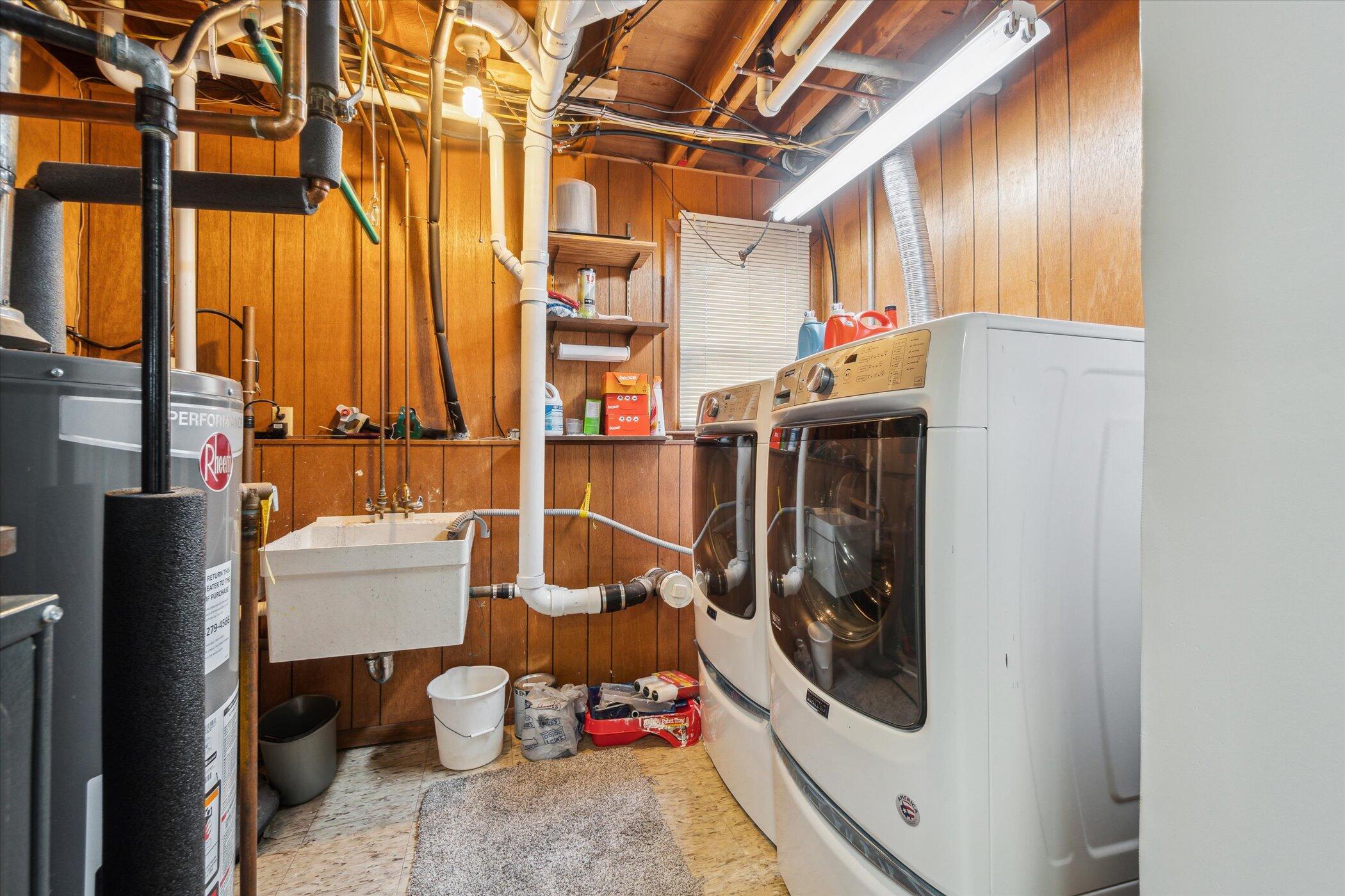 4745 Horton Road Jackson, MI 49201 - Photo 43 of 70 43-4745-Horton-Rd-Jackson-MI-49201-Windo