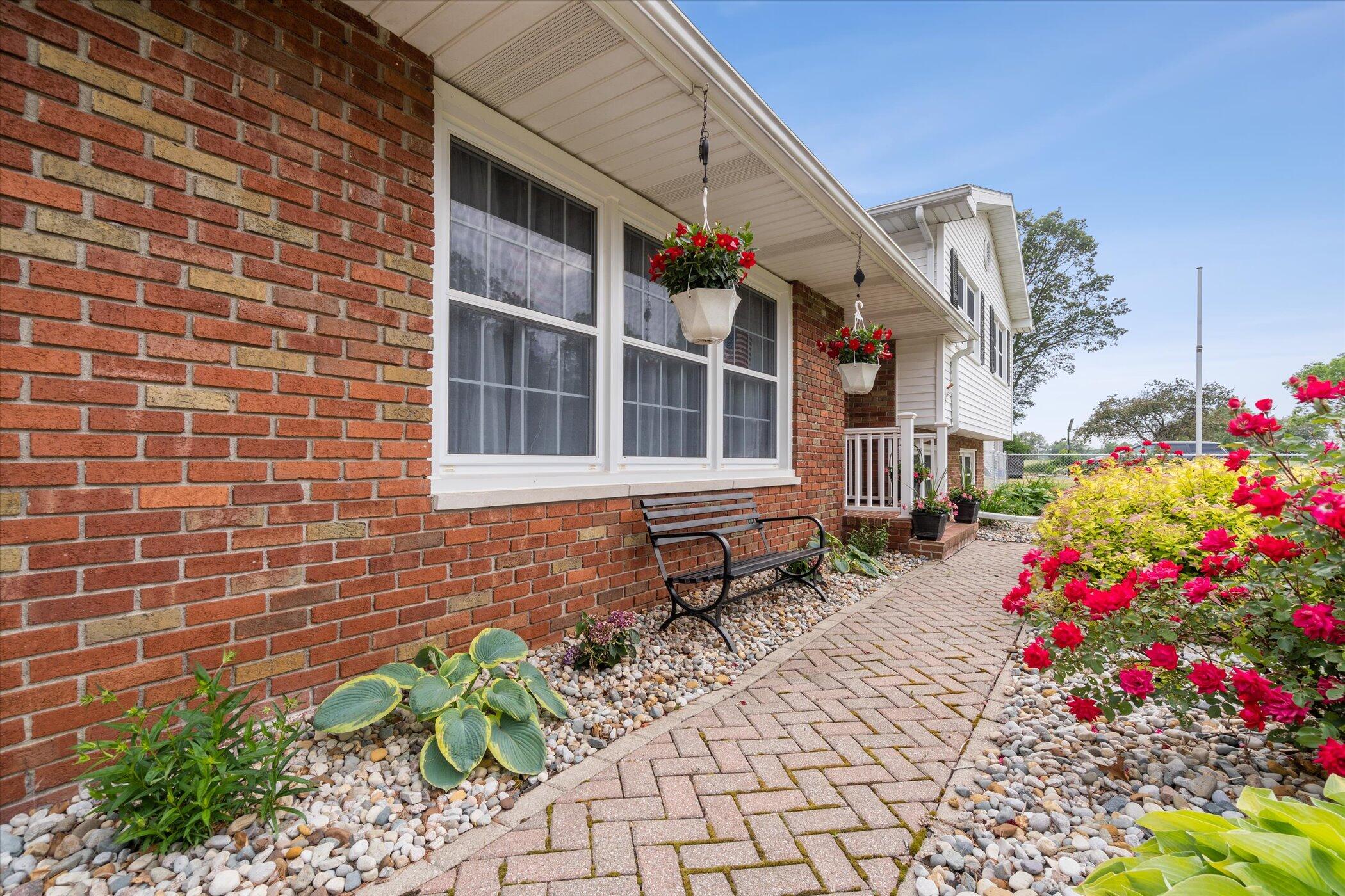 4745 Horton Road Jackson, MI 49201 - Photo 5 of 70 05-4745-Horton-Rd-Jackson-MI-49201-Windo
