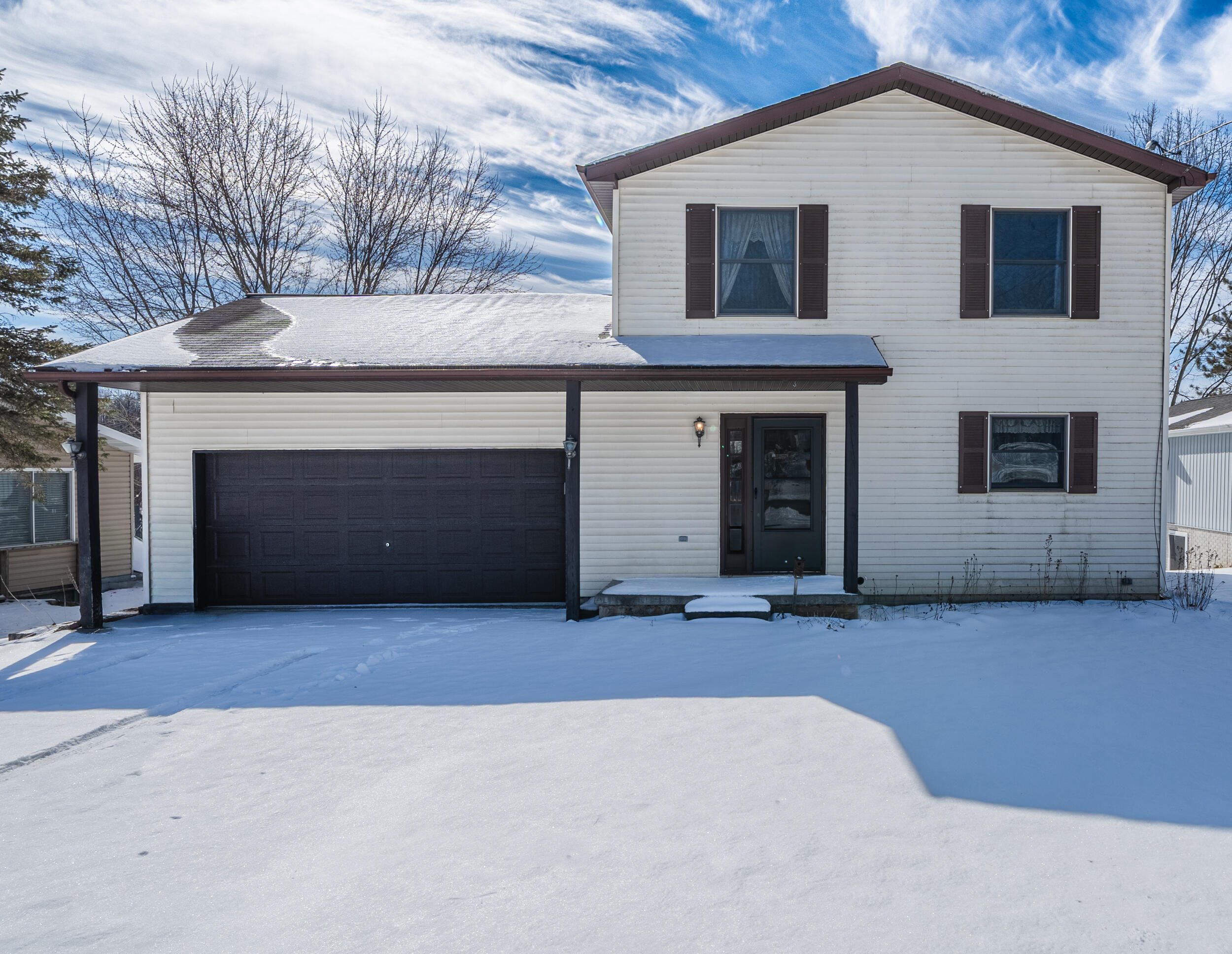 2675 West Lily Lake Road Harrison, MI 48625 - Photo 1 of 41 Front