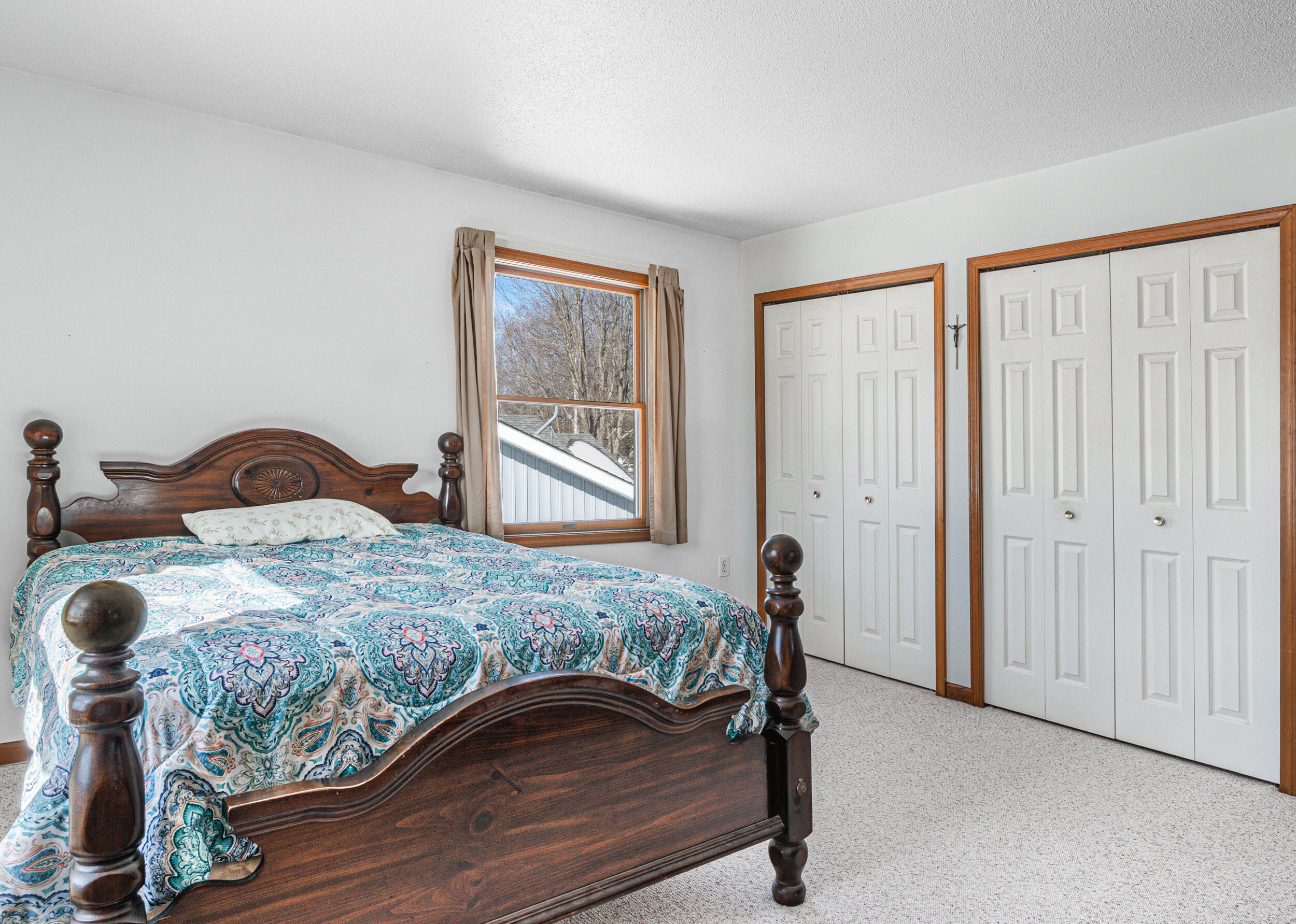 2675 West Lily Lake Road Harrison, MI 48625 - Photo 16 of 41 Primary Bedroom