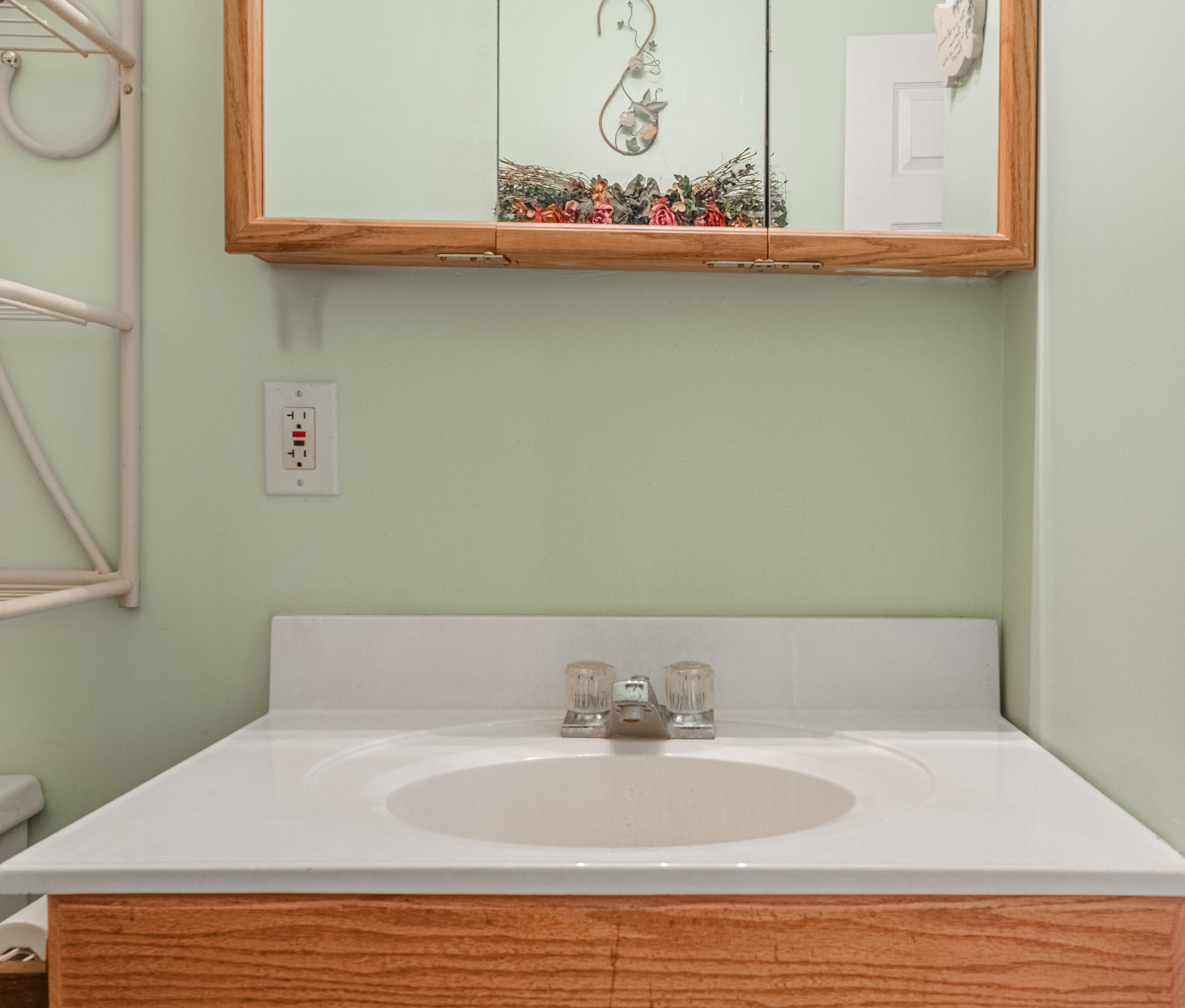 2675 West Lily Lake Road Harrison, MI 48625 - Photo 20 of 41 Bath