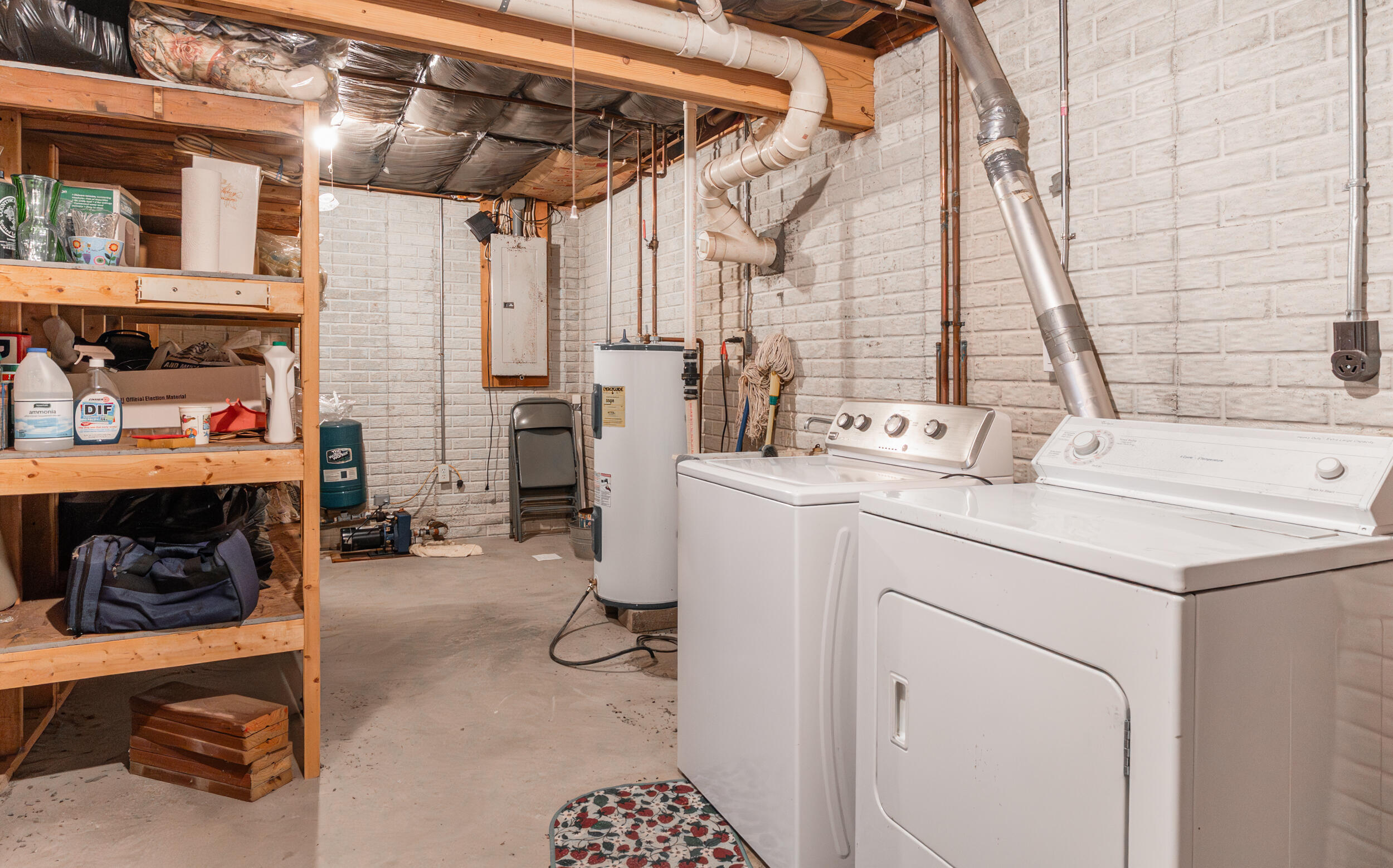 2675 West Lily Lake Road Harrison, MI 48625 - Photo 26 of 41 Laundry