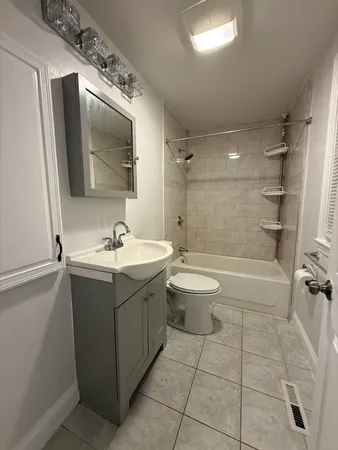 $3,000 | 23 Myrtle Street, Unit 1, Quincy, MA 02171