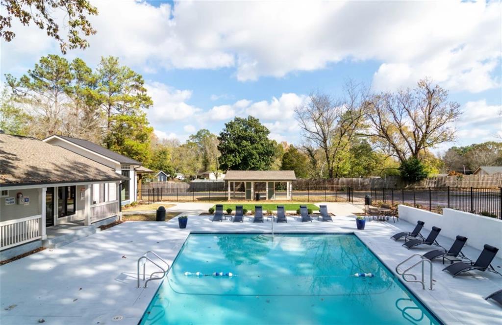1898 Spring Road Southeast, Unit 10O Smyrna, GA 30080 - Photo 16 of 31