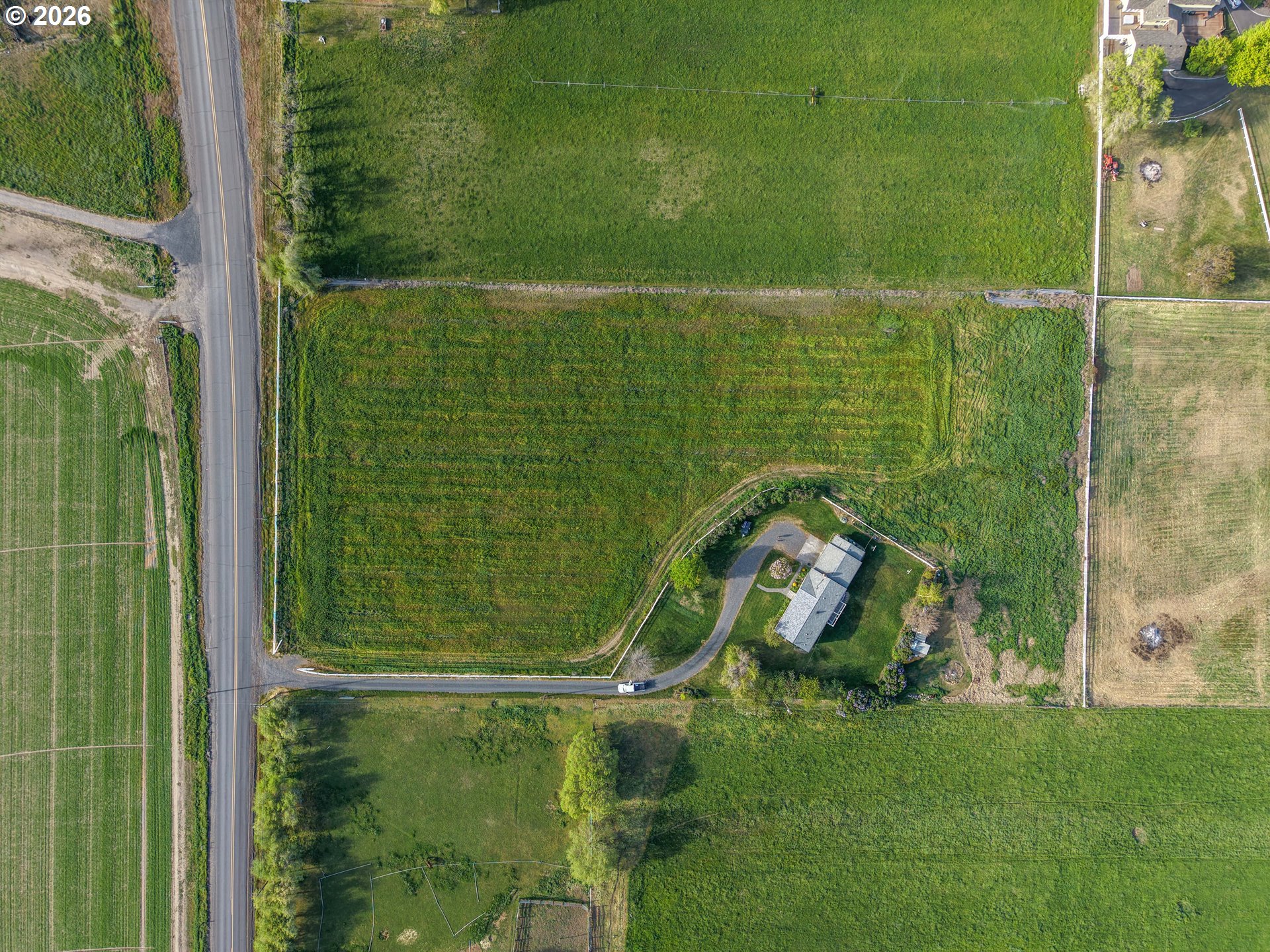 80279 Powerline Road Hermiston, OR 97838 - Photo 2 of 36
