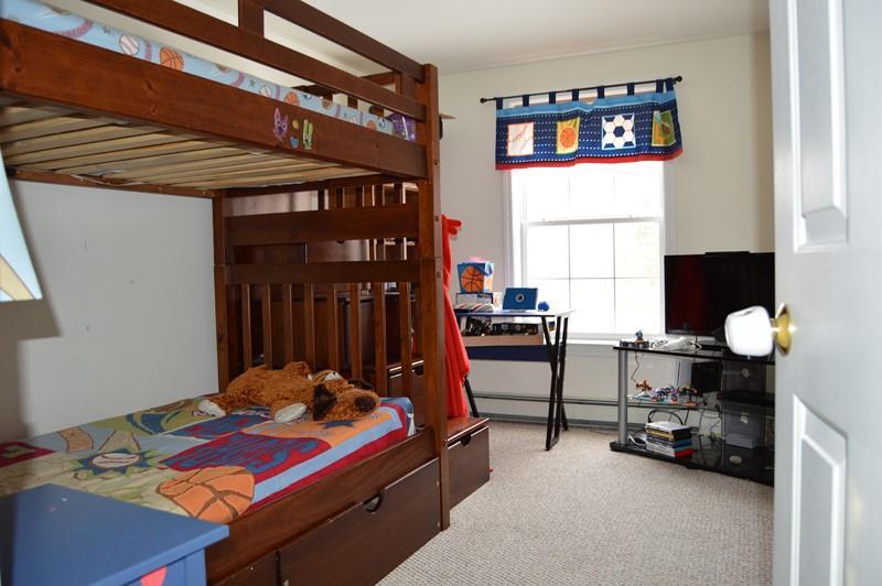 1250 East Pittston Road Pittston, ME 04345 - Photo 12 of 33 Bedroom