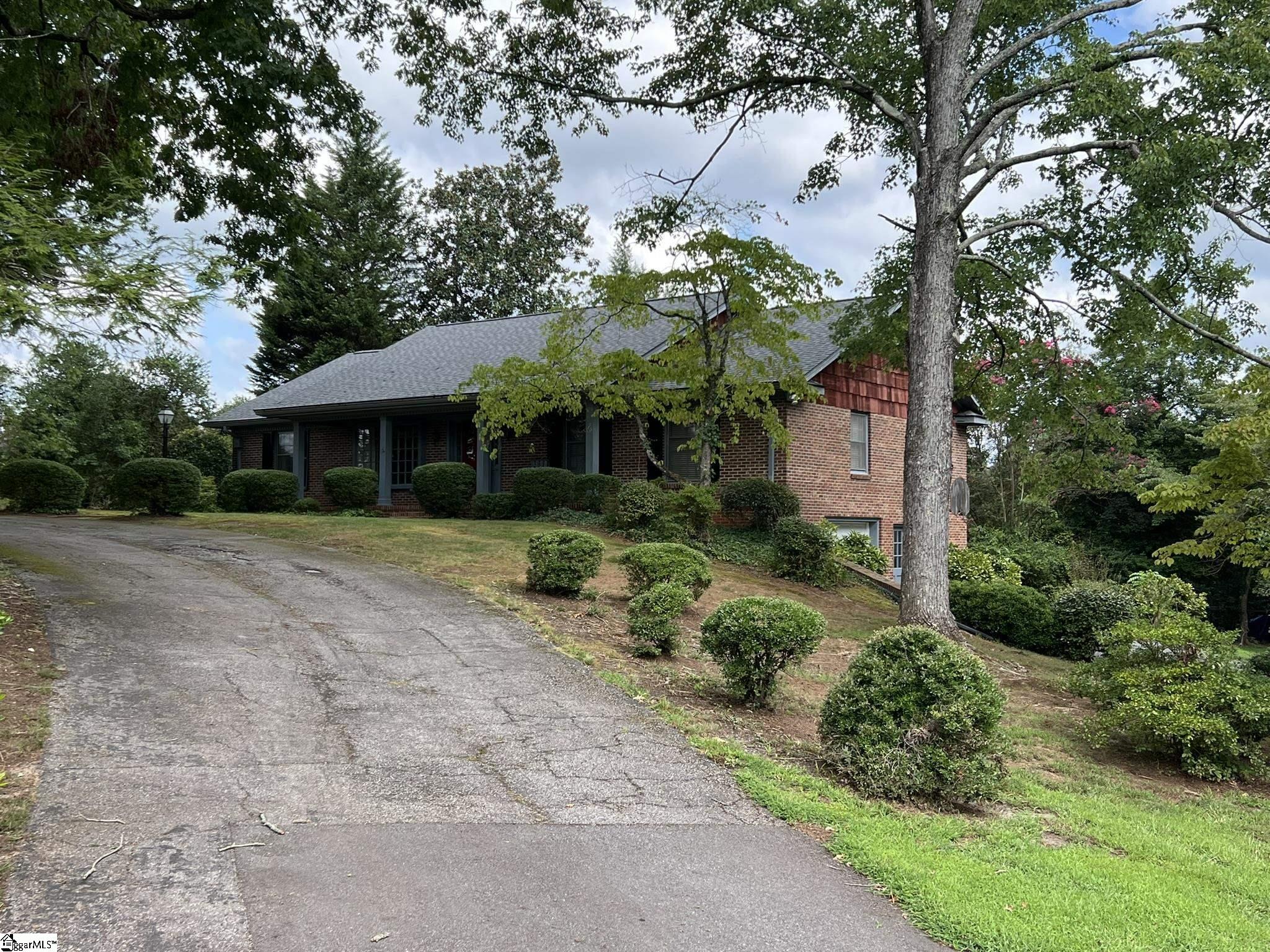 427 Bethlehem Ridge Road, Unit 429 Pickens, SC 29671 - Photo 2 of 35