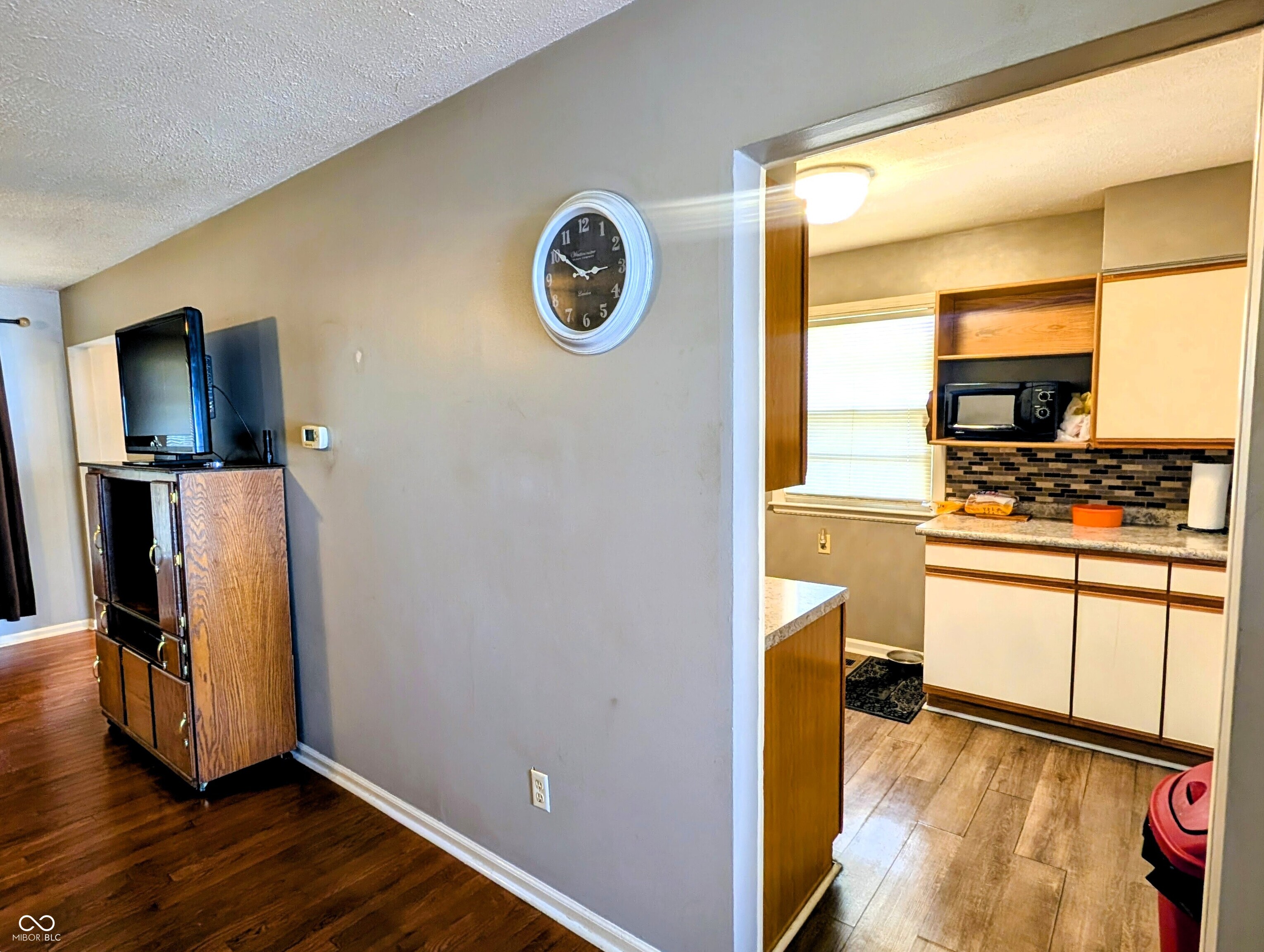 207 South Pleasant Street Edinburgh, IN 46124 - Photo 7 of 30