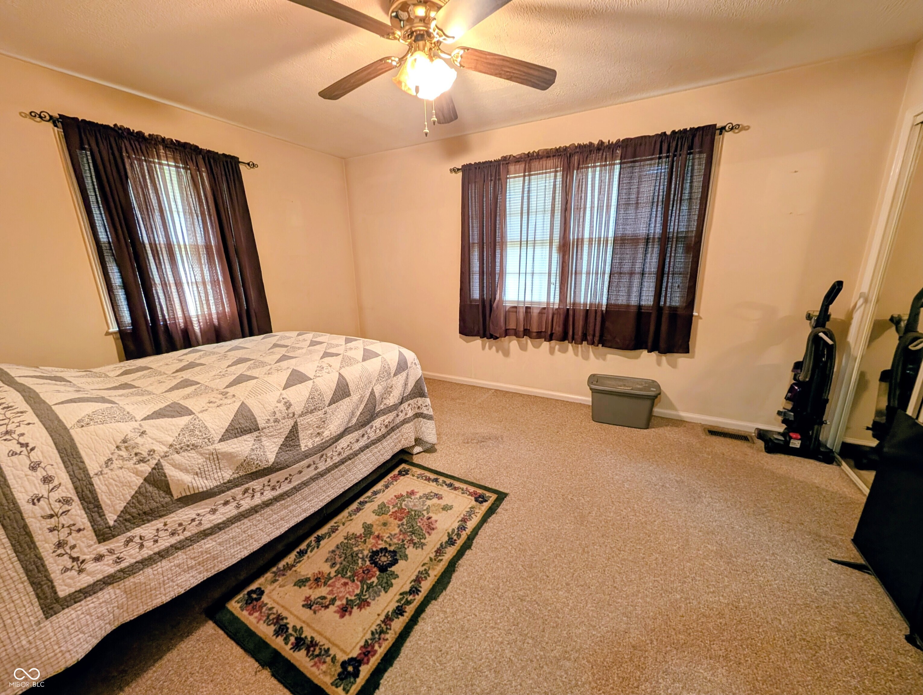 207 South Pleasant Street Edinburgh, IN 46124 - Photo 10 of 30