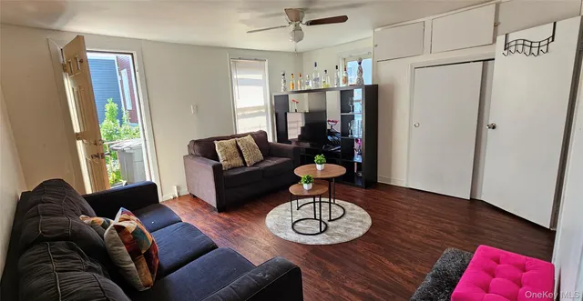 $1,250,000 | 67-28 Forest Avenue | Ridgewood