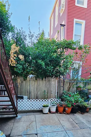 $1,250,000 | 67-28 Forest Avenue | Ridgewood