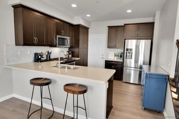 $725,000 | 8610 Sage Shadow Drive, Lakeside, CA 92040
