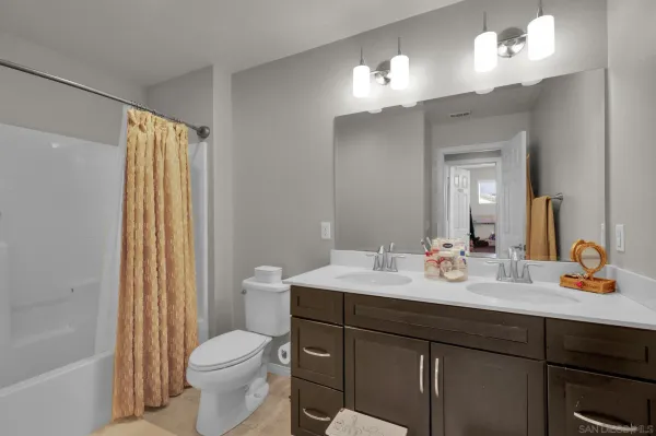 $725,000 | 8610 Sage Shadow Drive, Lakeside, CA 92040