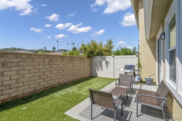$725,000 | 8610 Sage Shadow Drive, Lakeside, CA 92040