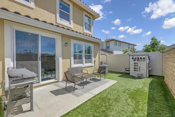 $725,000 | 8610 Sage Shadow Drive, Lakeside, CA 92040