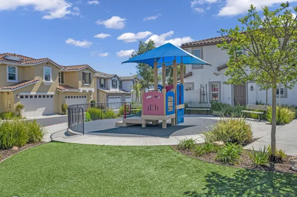 $714,900 | 8610 Sage Shadow Drive, Lakeside, CA 92040