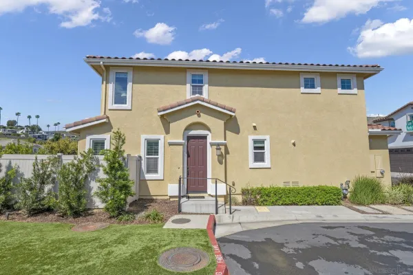 $714,900 | 8610 Sage Shadow Drive, Lakeside, CA 92040