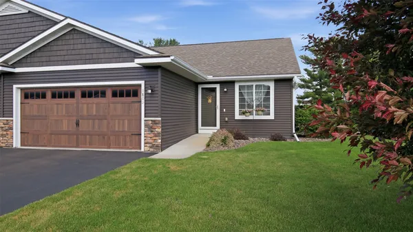 $299,900 | 1803 Timber Trail, Chippewa Falls, WI 54729