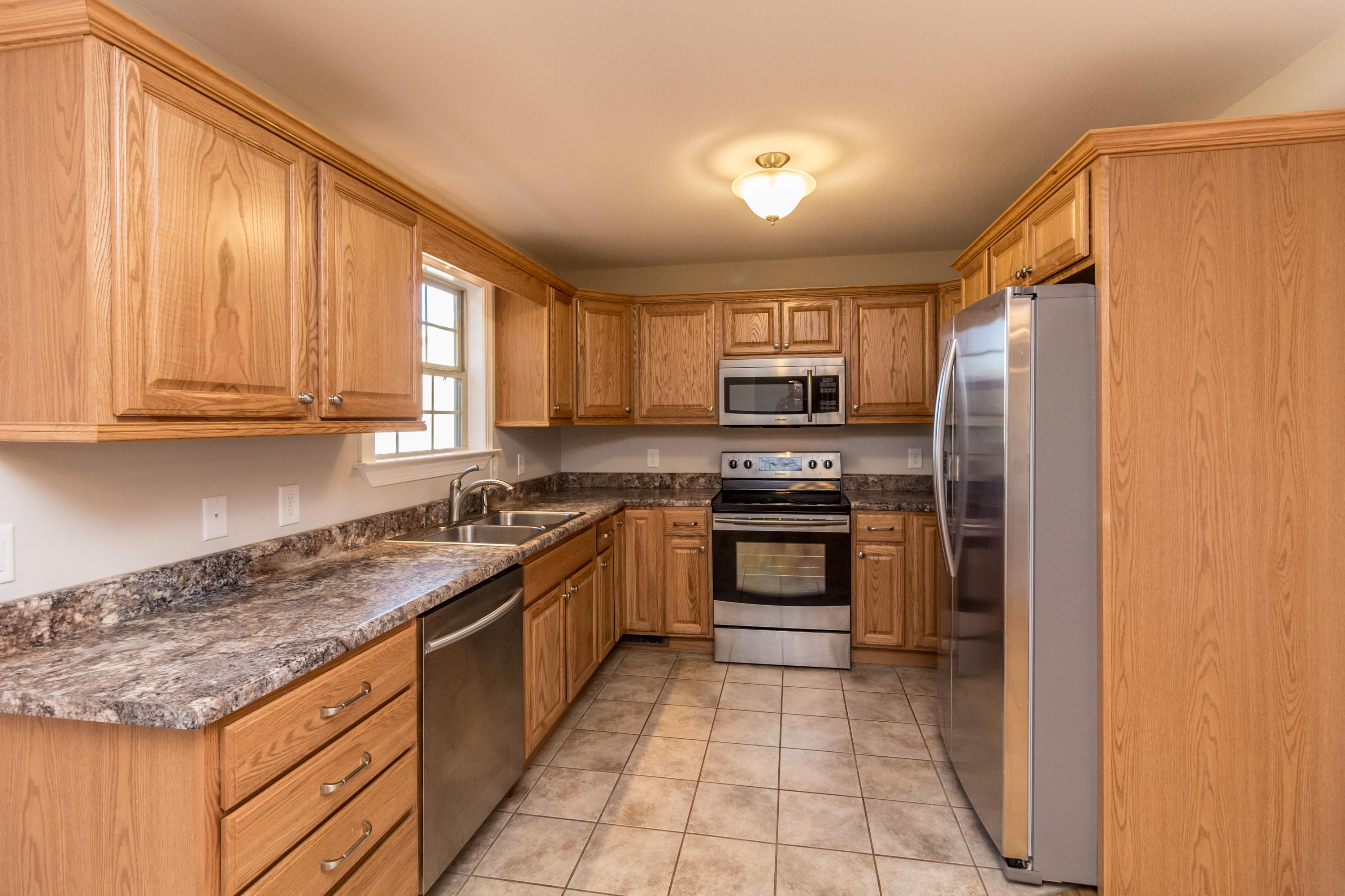 2465 Dry Valley Road Northeast Charleston, TN 37310 - Photo 7 of 27 kitchen