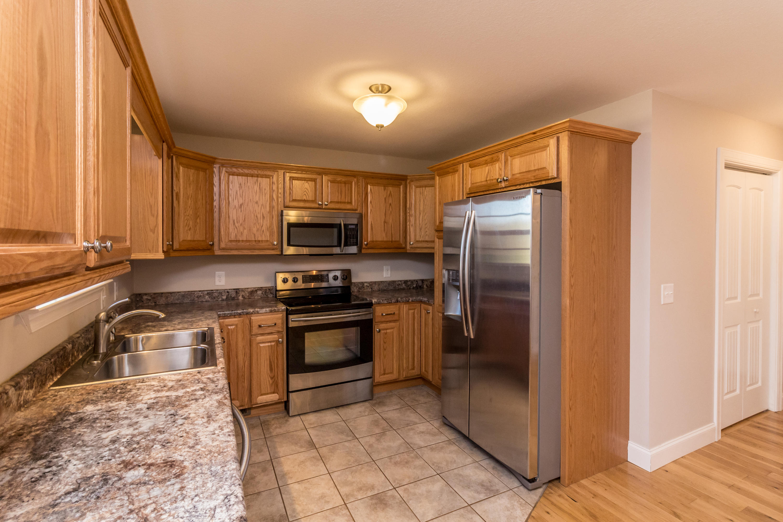 2465 Dry Valley Road Northeast Charleston, TN 37310 - Photo 8 of 27 kitchen