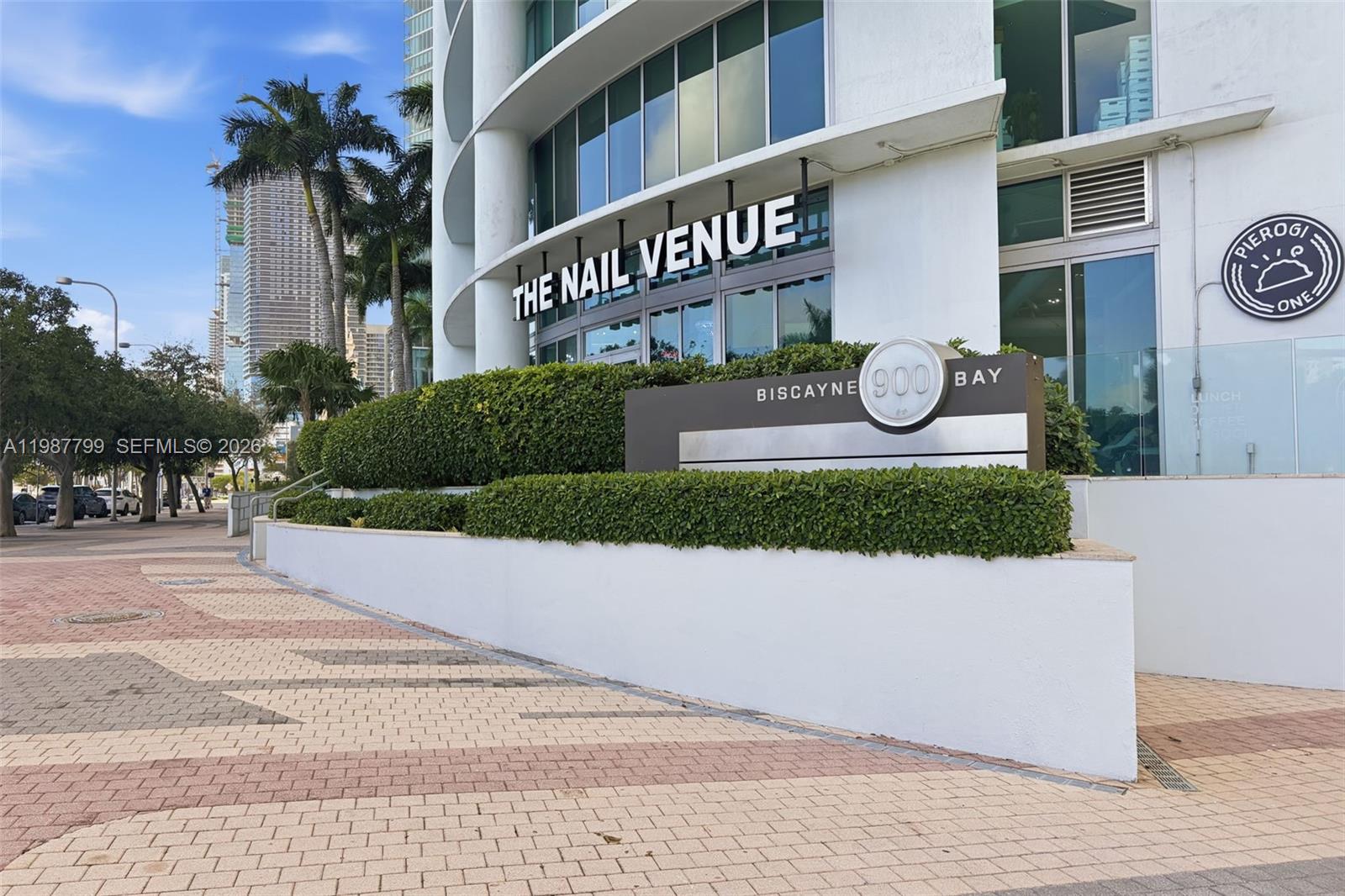 900 Biscayne Boulevard, Unit 4308 Miami, FL 33132 - Photo 11 of 36
