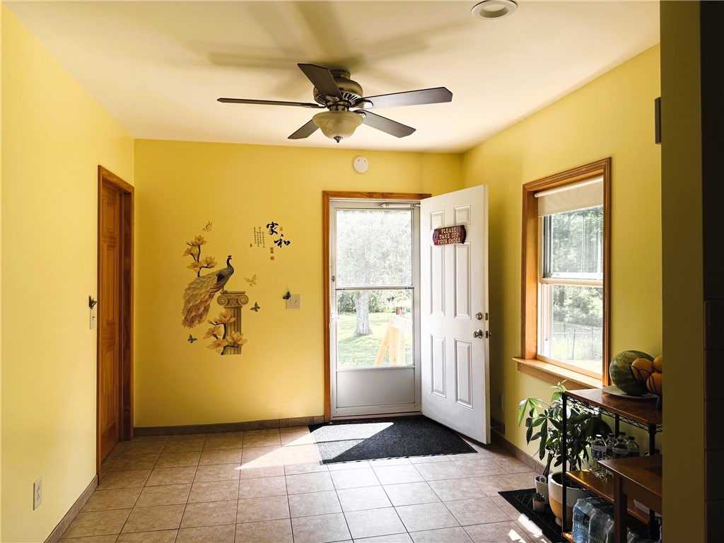 2530 Corning Road Horseheads, NY 14903 - Photo 7 of 27