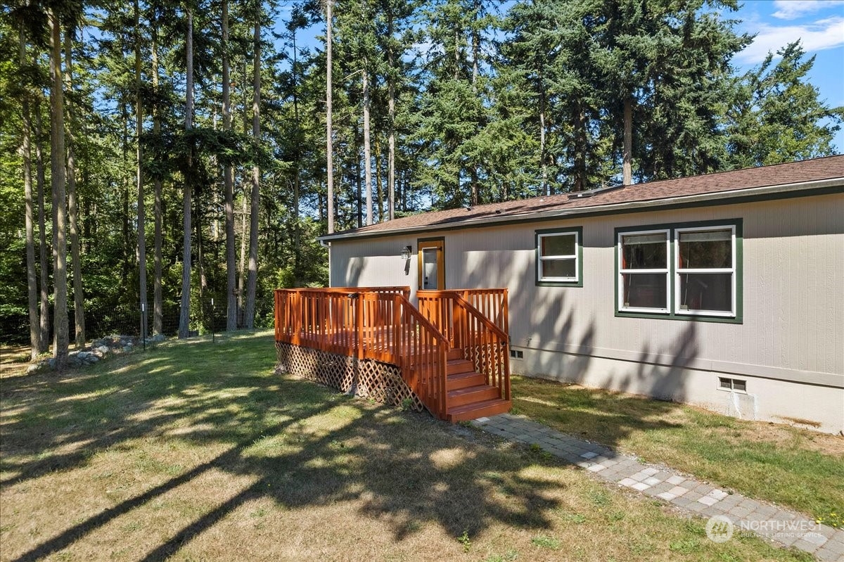 1393 Zylstra Road Oak Harbor, WA 98277 - Photo 33 of 35 Gallery Image 33