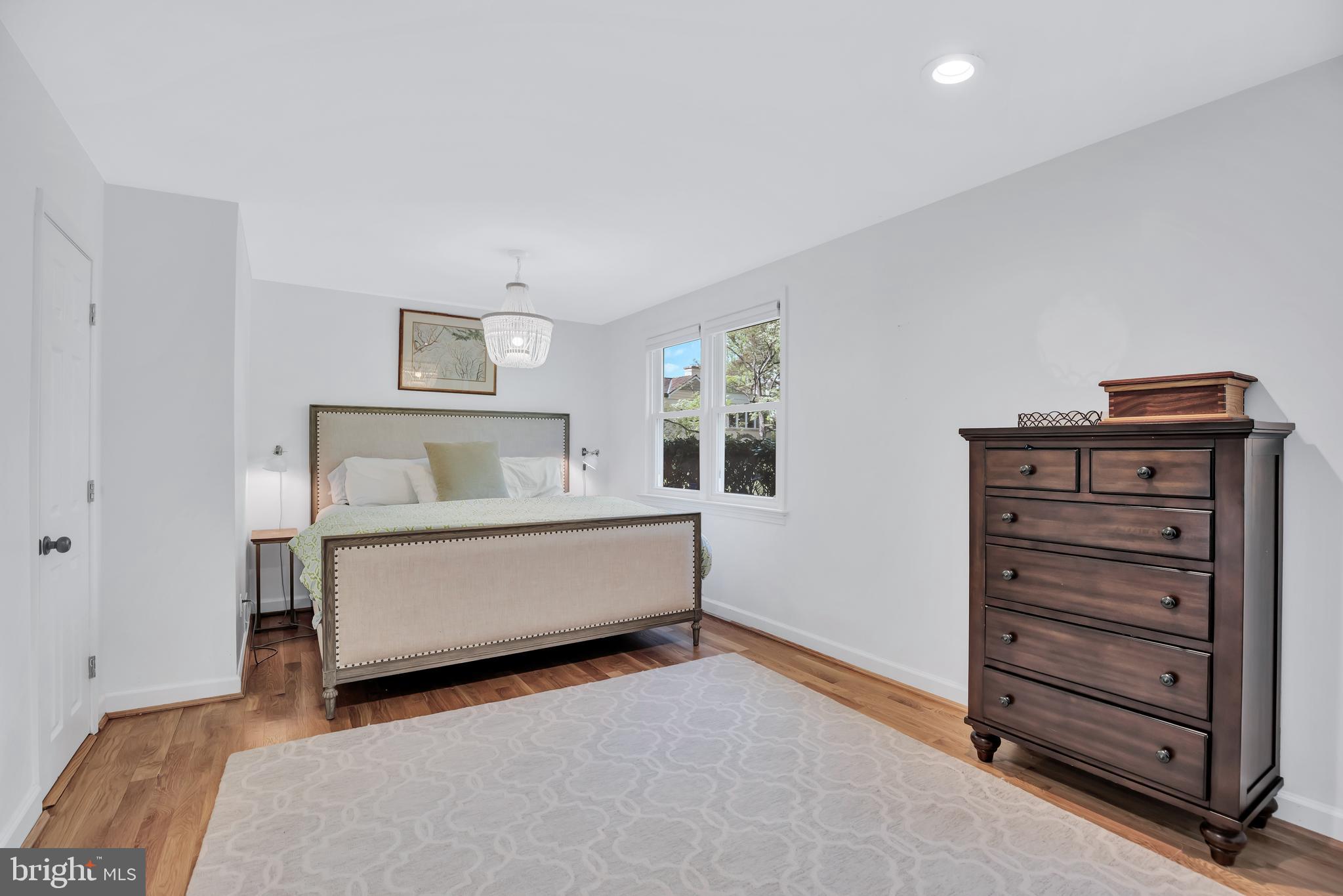 9619 Kingston Road Kensington, MD 20895 - Photo 23 of 44 Primary Suite