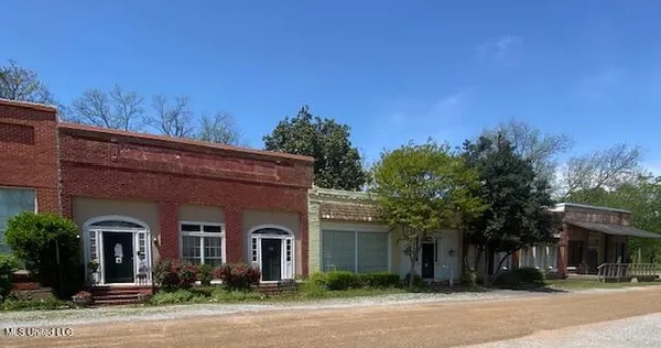 $220,000 | 111 Main Street, Unit M N 107, Lyon, MS 38645