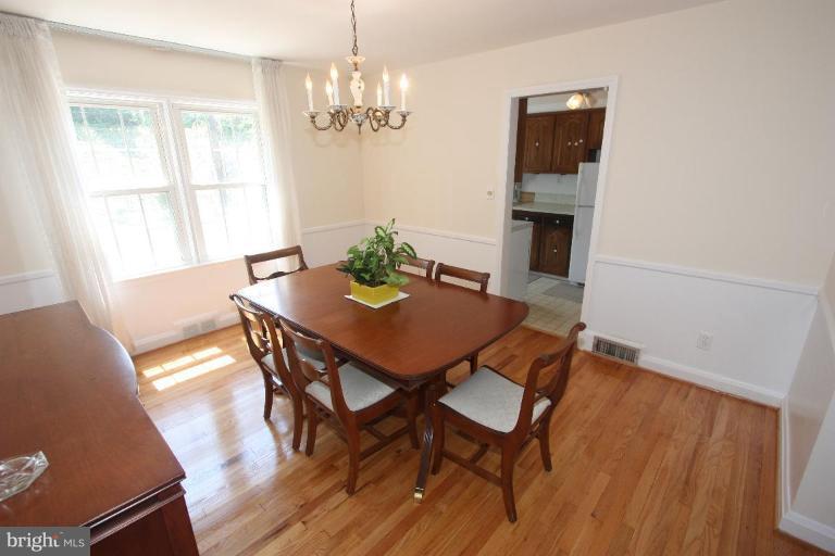 1914 Edgewood Road Parkville, MD 21286 - Photo 8 of 30 NOTICE THE CHANDELIER!