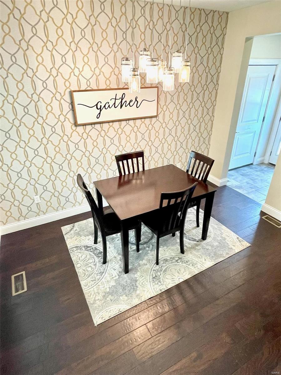 1125 Ruth Drive St. Louis, MO 63122 - Photo 12 of 43 Gallery Image 12