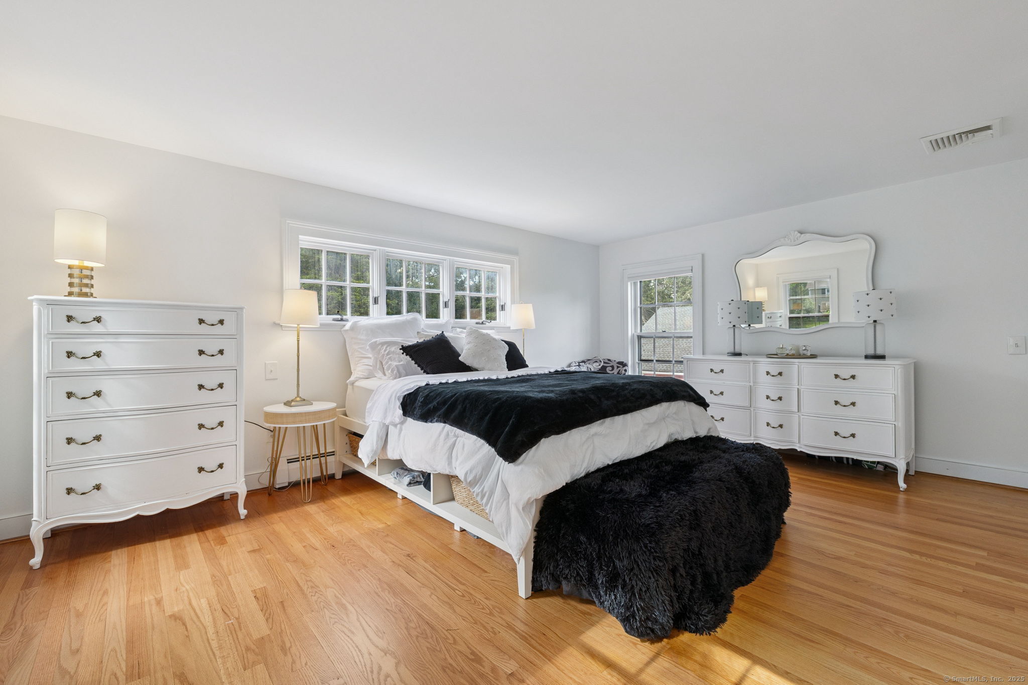 276 Hart Street Bristol, CT 06010 - Photo 24 of 40