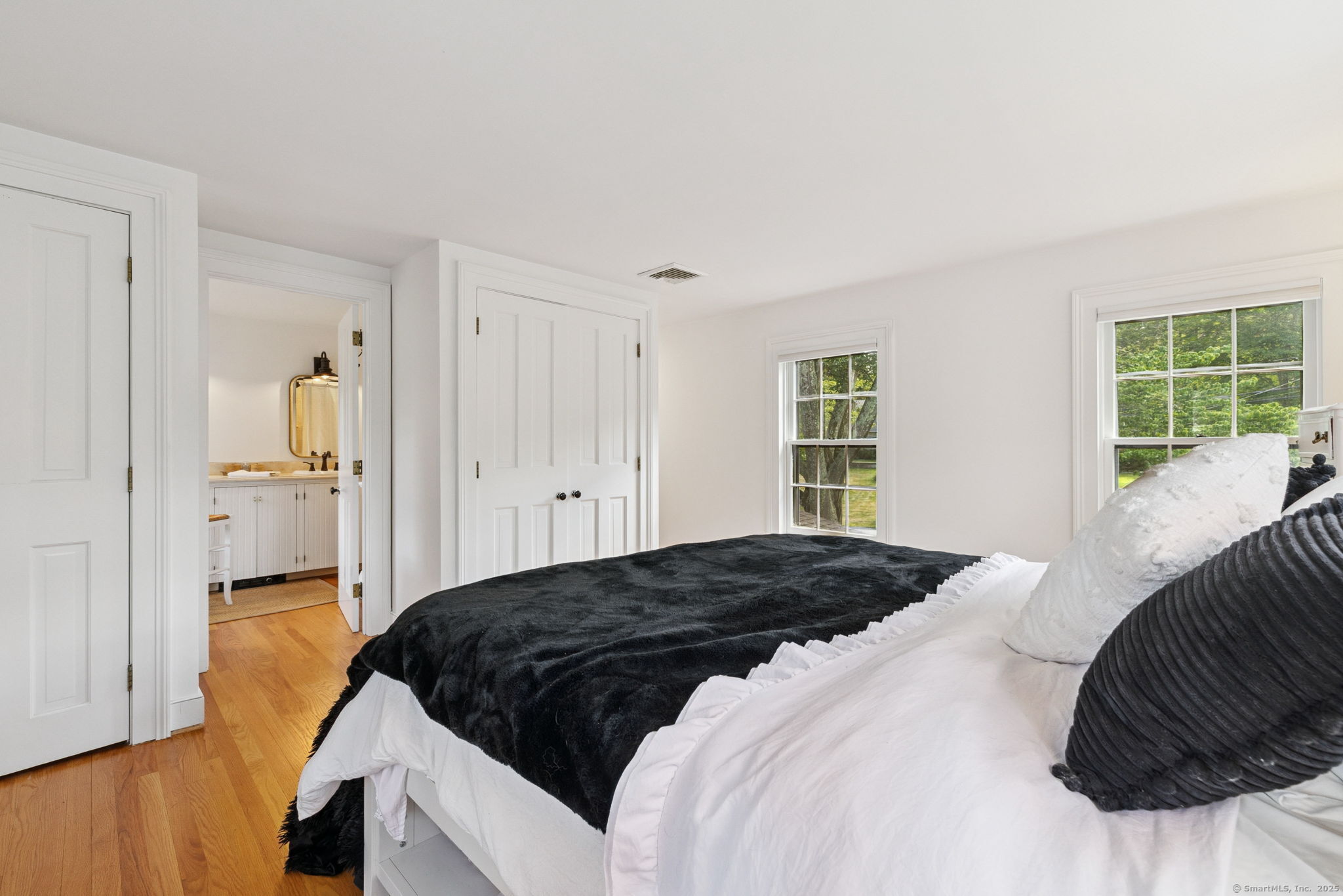 276 Hart Street Bristol, CT 06010 - Photo 25 of 40