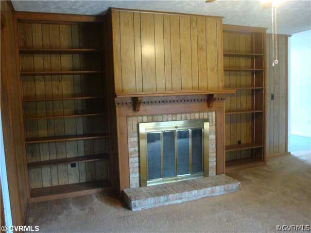 109 Pine Tree Road Hopewell, VA 23860 - Photo 10 of 12 Den/Family/Great Room - Woodburning fireplace, bui
