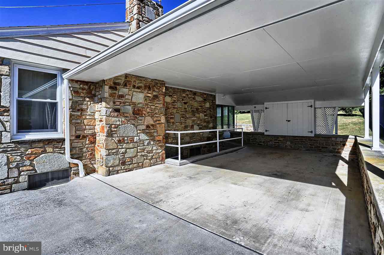 3245 Grandview Road Hanover, PA 17331 - Photo 8 of 33 Gallery Image 8