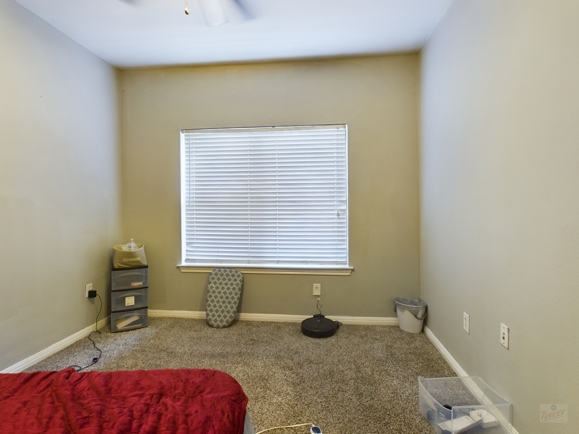 2502 Leon Street, Unit 218 Austin, TX 78705 - Photo 8 of 17 a bathroom with a granite countertop sink and a bathtub