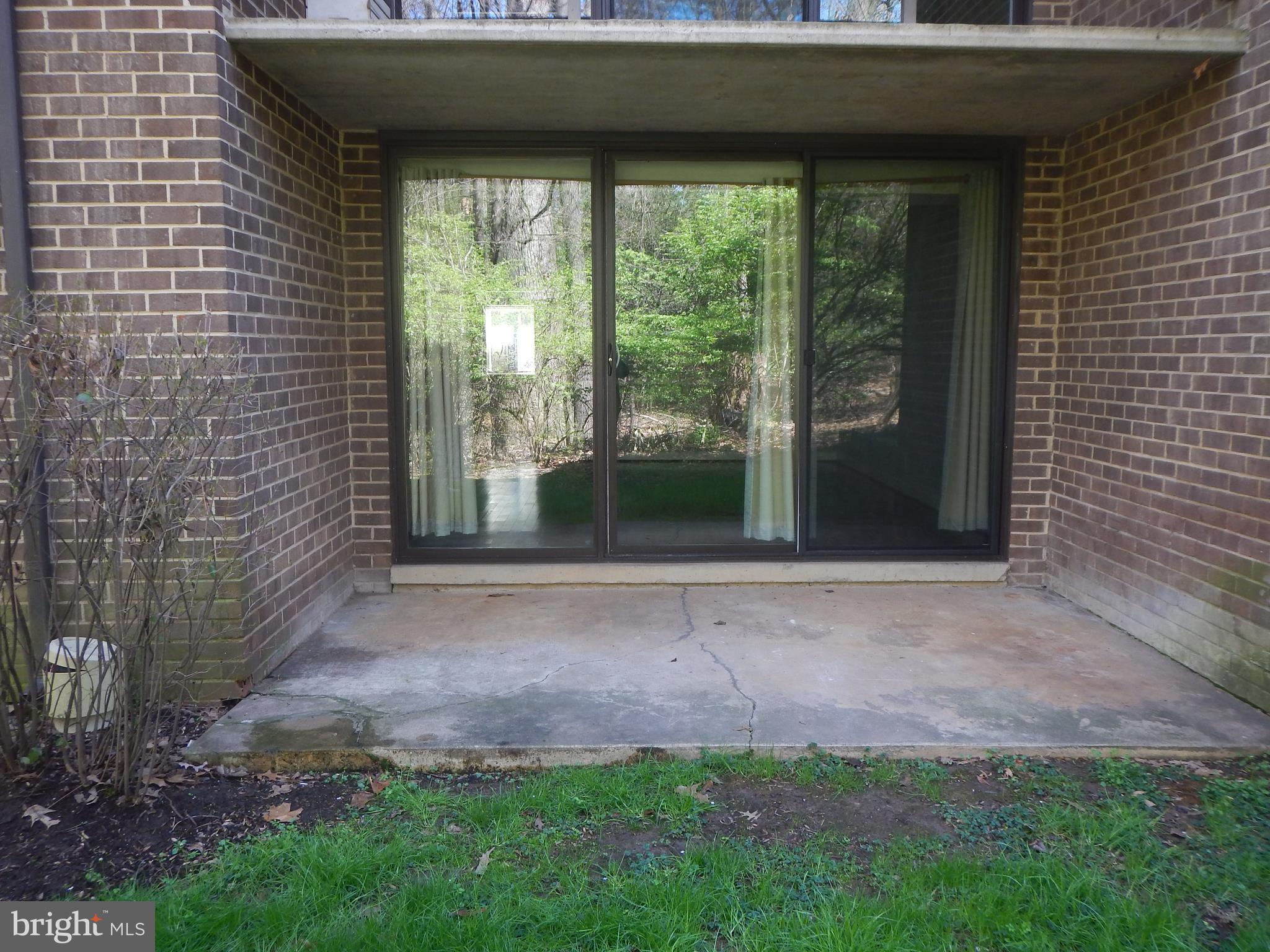 1529 Northgate Square, Unit 1B Reston, VA 20190 - Photo 14 of 18 Gallery Image 14