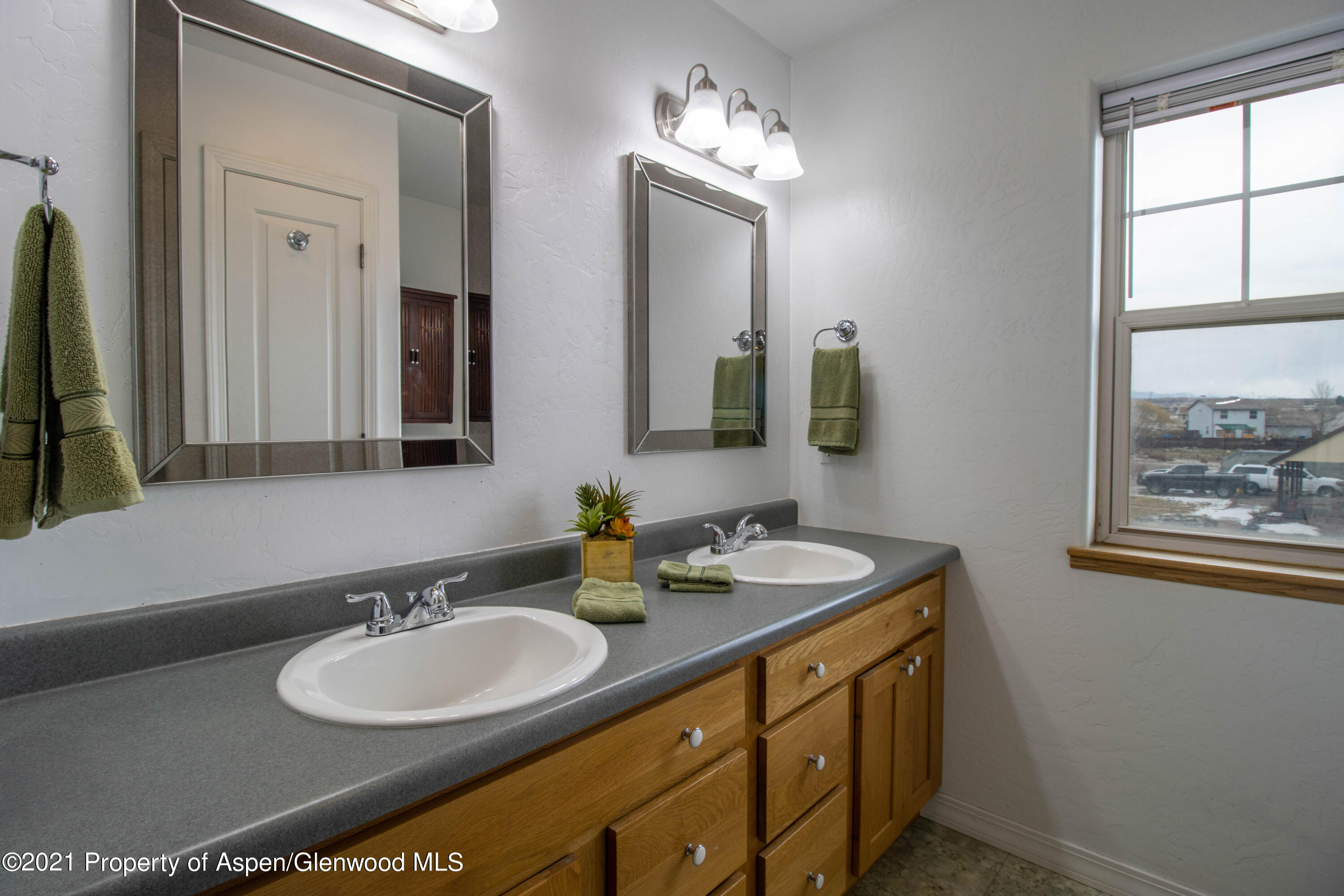 2589 Fairview Heights Court Rifle, CO 81650 - Photo 6 of 12 Master bathroom
