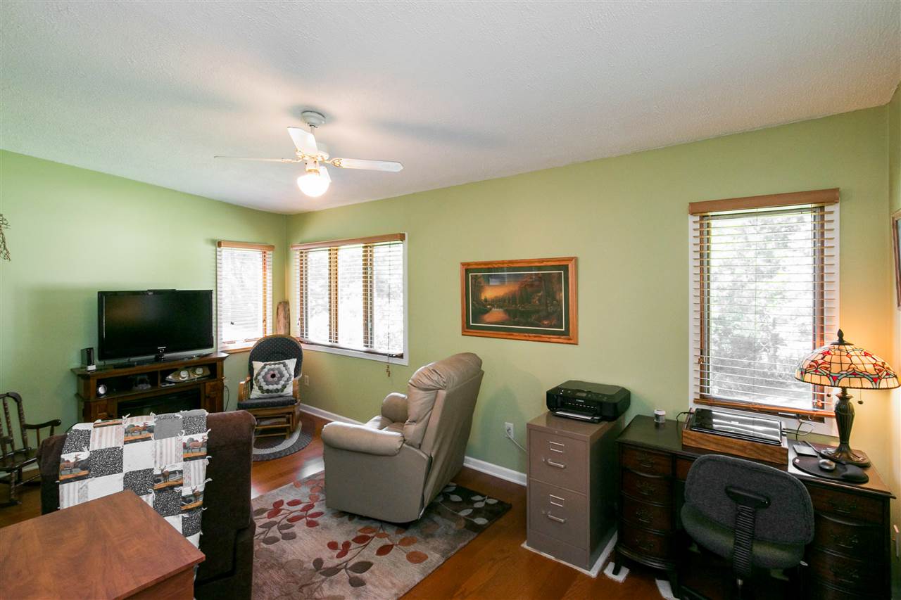 2789 Anchorage Road Northeast Solon, IA 52333 - Photo 5 of 25 Gallery Image 5