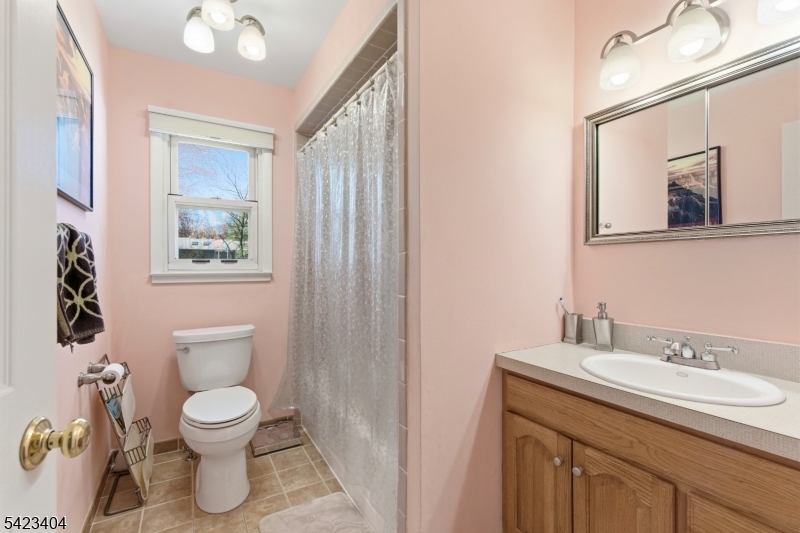 5 Hastings Road Morris Plains, NJ 07950 - Photo 20 of 37