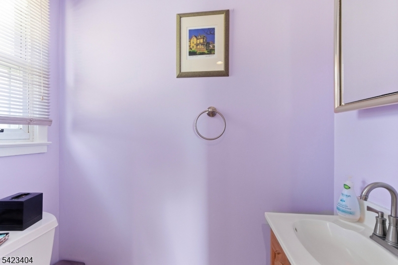 5 Hastings Road Morris Plains, NJ 07950 - Photo 25 of 37