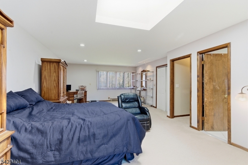 5 Hastings Road Morris Plains, NJ 07950 - Photo 27 of 37