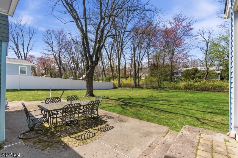5 Hastings Road Morris Plains, NJ 07950 - Photo 30 of 37