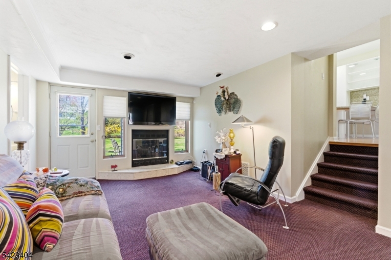 5 Hastings Road Morris Plains, NJ 07950 - Photo 7 of 37