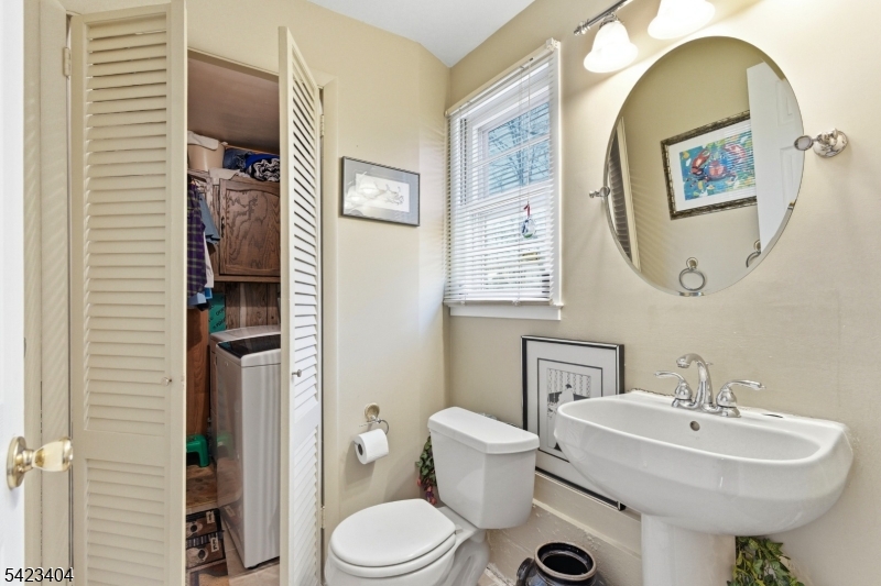 5 Hastings Road Morris Plains, NJ 07950 - Photo 9 of 37