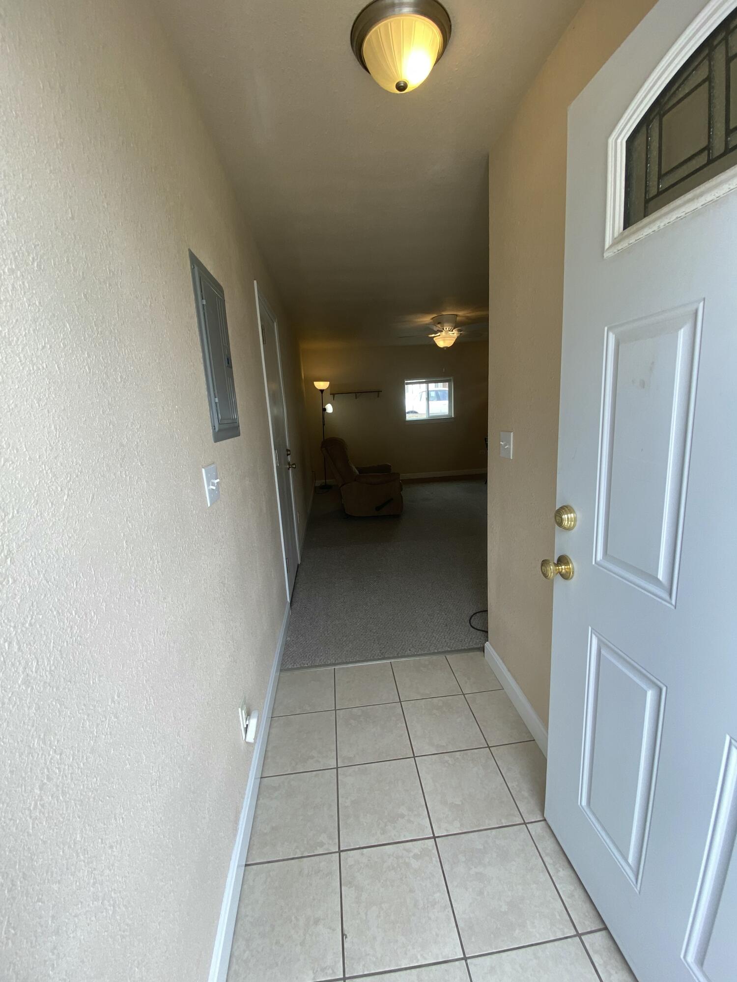 411 Northwest Mc Donald Road Prineville, OR 97754 - Photo 25 of 47 Office apartment entry